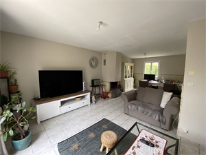 maison-villa à la vente -   60700  SAINT-MARTIN-LONGUEAU, surface 107 m2 vente maison-villa - APR706792